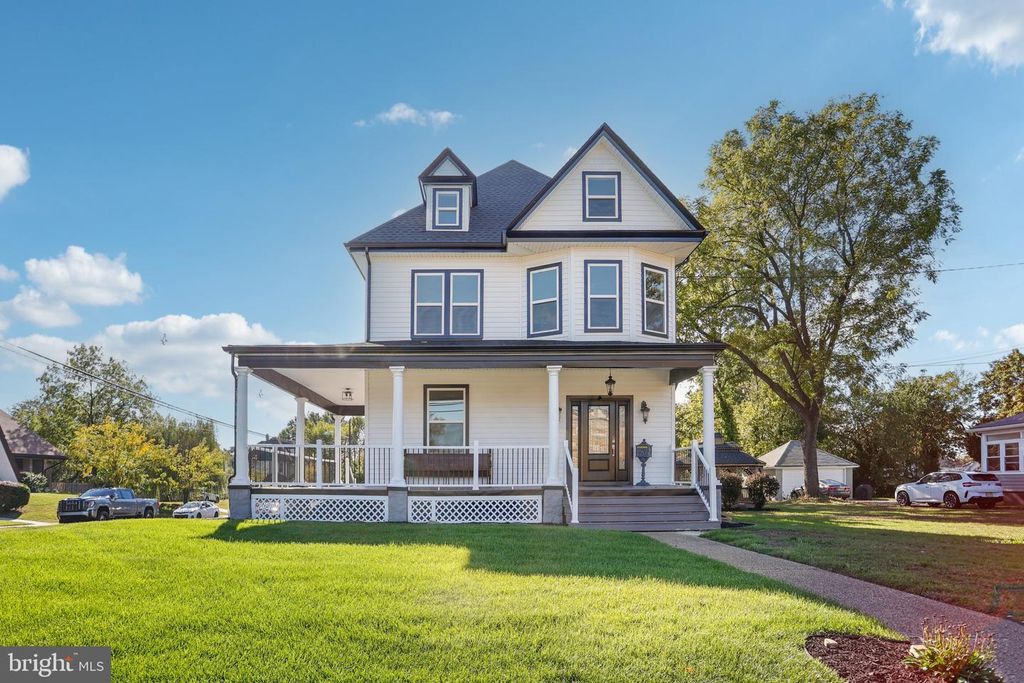 236 WHITE HORSE PIKE, Collingswood, NJ 08107
