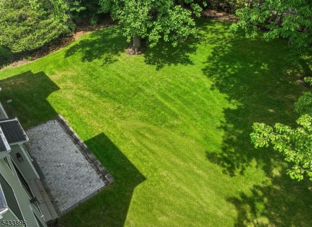 8 Fordham Rd, Livingston Twp., NJ 07039