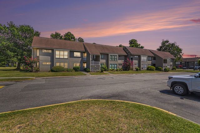 2000 Greens Blvd Apt 27A, Myrtle Beach, SC 29577