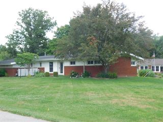 26150 Barbados Road, Farmington, MI 48335