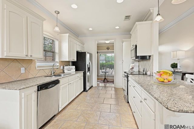 16950 River Birch Ave, Central, LA 70739