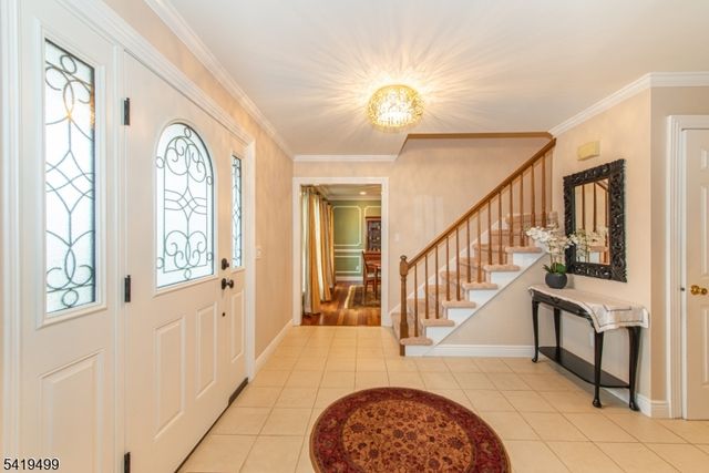 4 Summit Lane, Roxbury Twp., NJ 07876