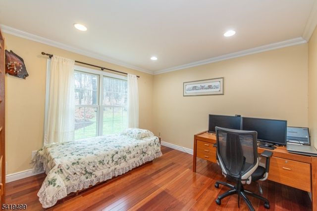 4 Summit Lane, Roxbury Twp., NJ 07876