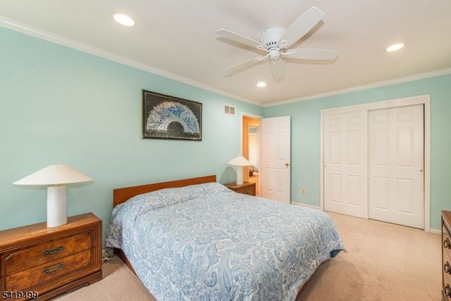 4 Summit Lane, Roxbury Twp., NJ 07876