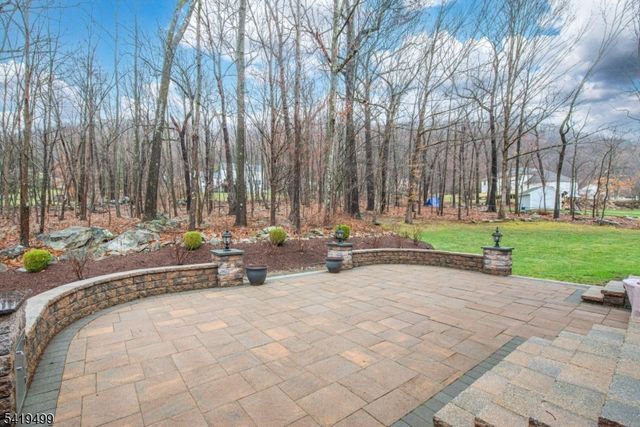 4 Summit Lane, Roxbury Twp., NJ 07876