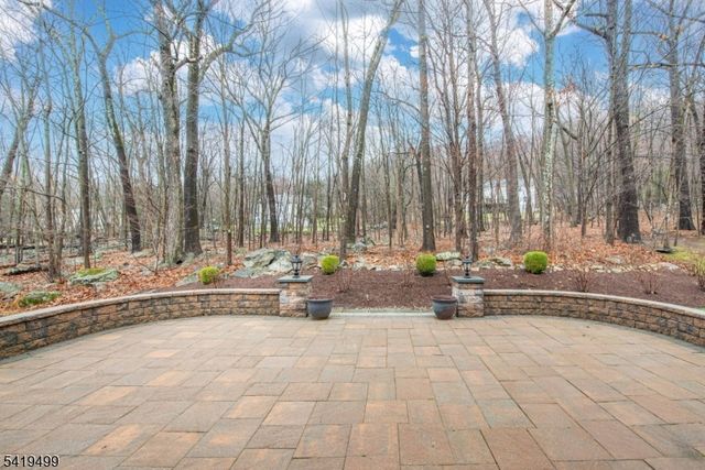 4 Summit Lane, Roxbury Twp., NJ 07876