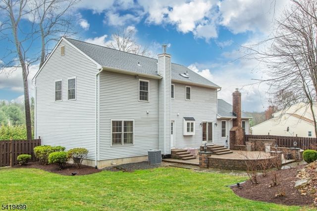 4 Summit Lane, Roxbury Twp., NJ 07876