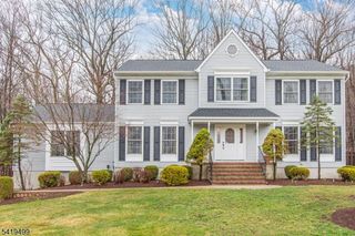 4 Summit Lane, Roxbury Twp., NJ 07876