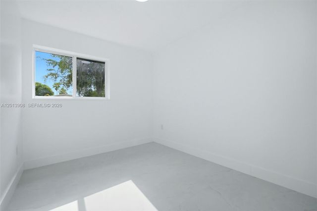 321 N 69th Ave, Hollywood, FL 33024