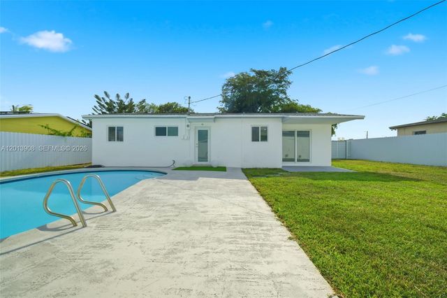 321 N 69th Ave, Hollywood, FL 33024