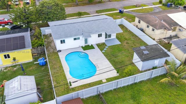 321 N 69th Ave, Hollywood, FL 33024