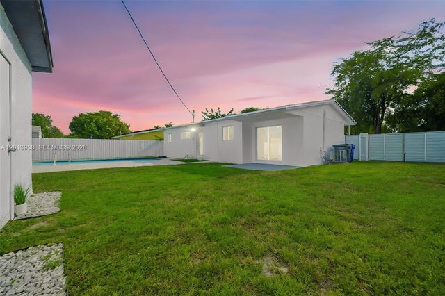 321 N 69th Ave, Hollywood, FL 33024