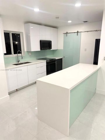321 N 69th Ave, Hollywood, FL 33024