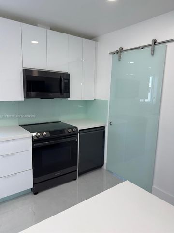 321 N 69th Ave, Hollywood, FL 33024