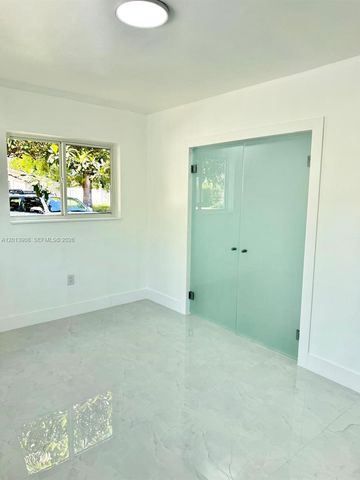 321 N 69th Ave, Hollywood, FL 33024