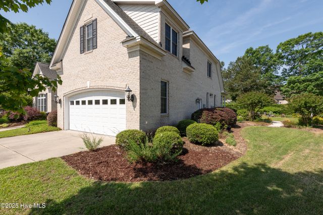 704 Wickham Drive, Winterville, NC 28590