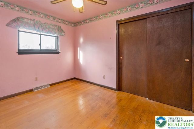 3612 Washington Street, Bethlehem Twp, PA 18020