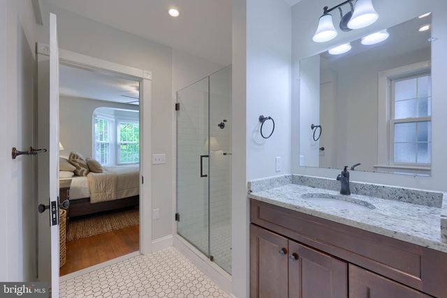 808 N DUKE ST, Lancaster, PA 17602
