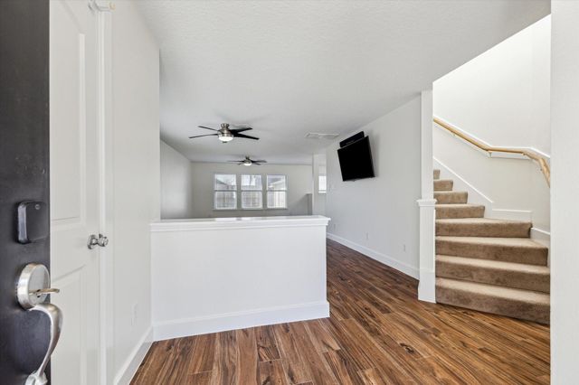 262 Rolling Brook Drive, Dickinson, TX 77539