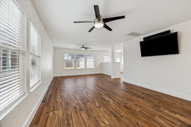 262 Rolling Brook Drive, Dickinson, TX 77539