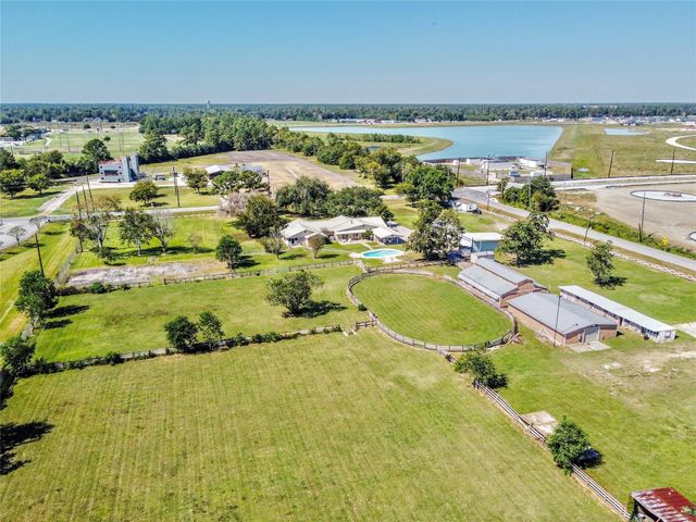 6830 Miller Wilson Road, Crosby, TX 77532