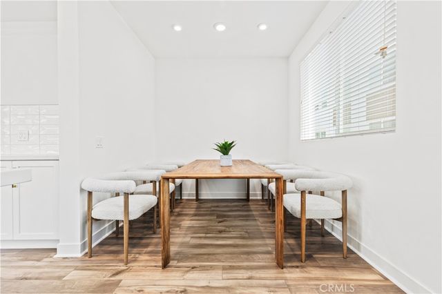 609 S Lyon Street, Santa Ana, CA 92705