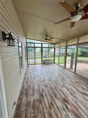 1868 Haverhill DR, Virginia Beach, VA 23453