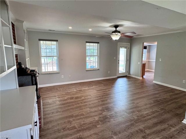 1868 Haverhill DR, Virginia Beach, VA 23453