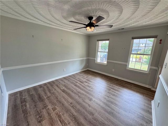 1868 Haverhill DR, Virginia Beach, VA 23453