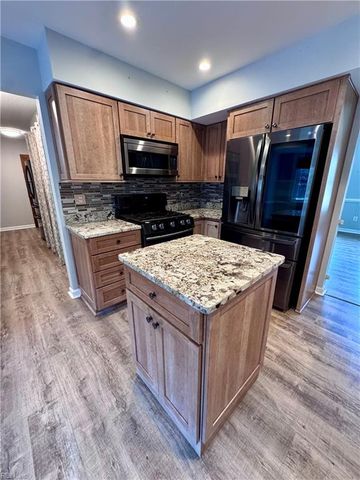 1868 Haverhill DR, Virginia Beach, VA 23453