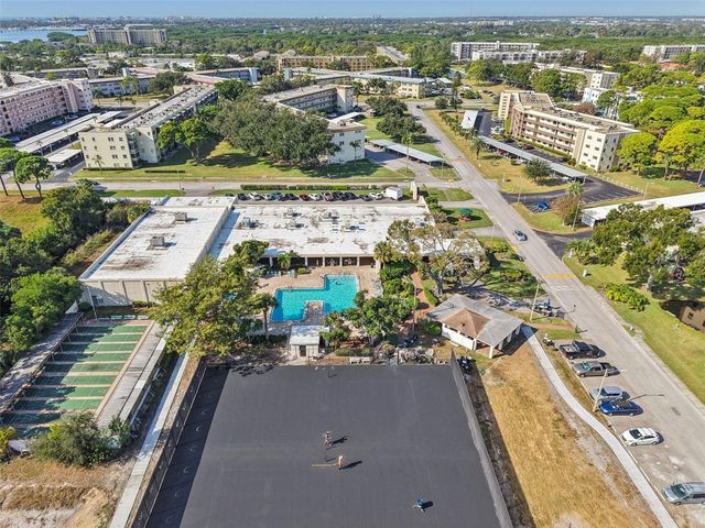 5980 80TH STREET N 405, St Petersburg, FL 33709