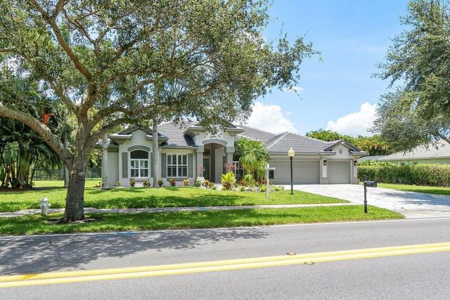 8369 SE Island Way, Jupiter, FL 33458