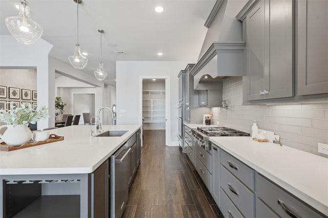 10719 Painted Crescent Court, Cypress, TX 77433