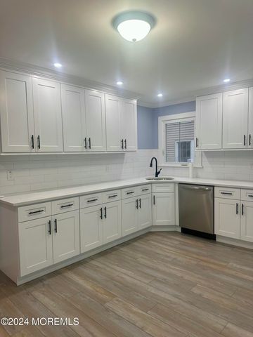 73 Church Street, Manasquan, NJ 08736