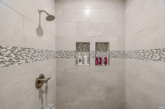 670 Hazelwood Drive, West Lafayette, IN 47906