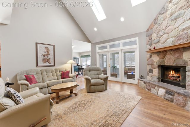 1290 Grace Lane, Milford Charter Township, MI 48380