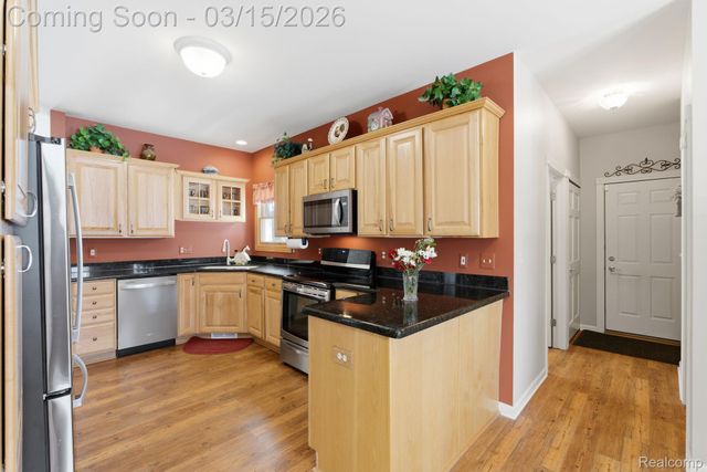 1290 Grace Lane, Milford Charter Township, MI 48380