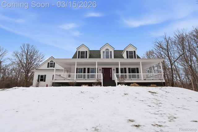 1290 Grace Lane, Milford Charter Township, MI 48380