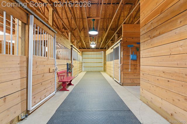 1290 Grace Lane, Milford Charter Township, MI 48380