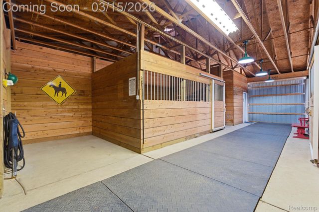 1290 Grace Lane, Milford Charter Township, MI 48380