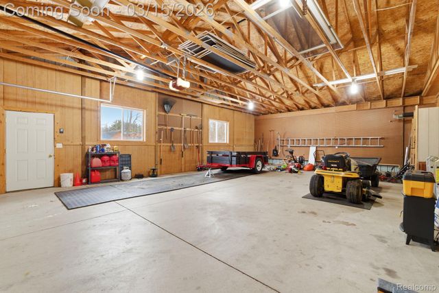 1290 Grace Lane, Milford Charter Township, MI 48380