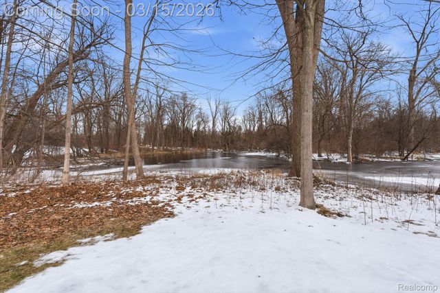 1290 Grace Lane, Milford Charter Township, MI 48380