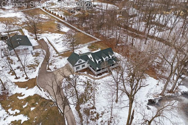 1290 Grace Lane, Milford Charter Township, MI 48380