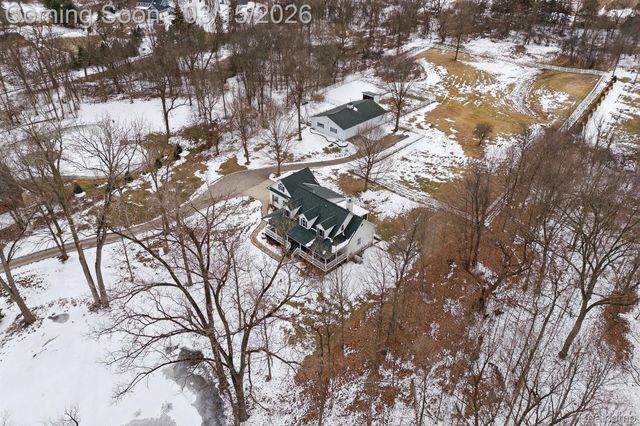 1290 Grace Lane, Milford Charter Township, MI 48380