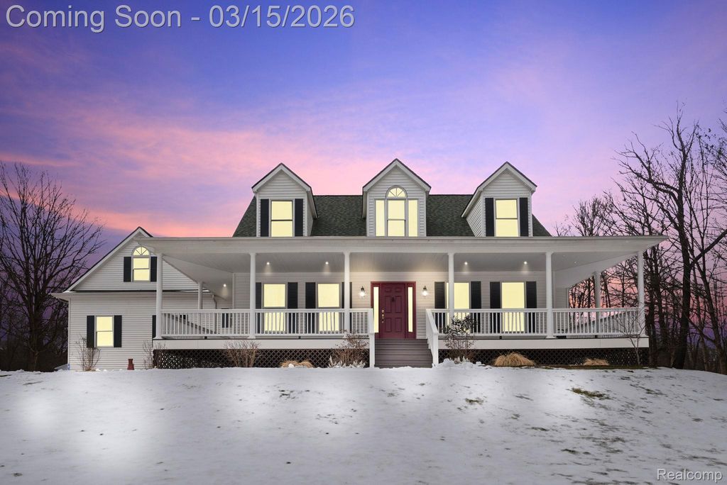 1290 Grace Lane, Milford Charter Township, MI 48380