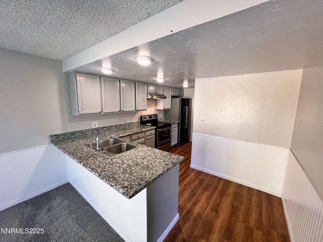 1332 Coachman Court, Sparks, NV 89434