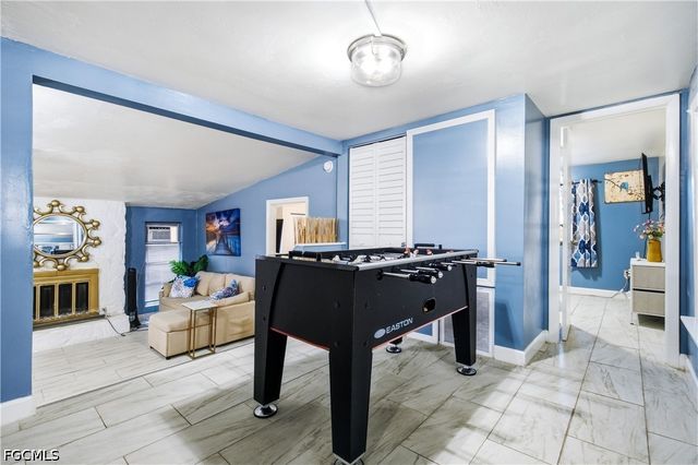 16200 Cathy CT, Fort Myers, FL 33908