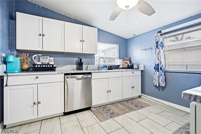 16200 Cathy CT, Fort Myers, FL 33908