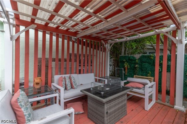 16200 Cathy CT, Fort Myers, FL 33908