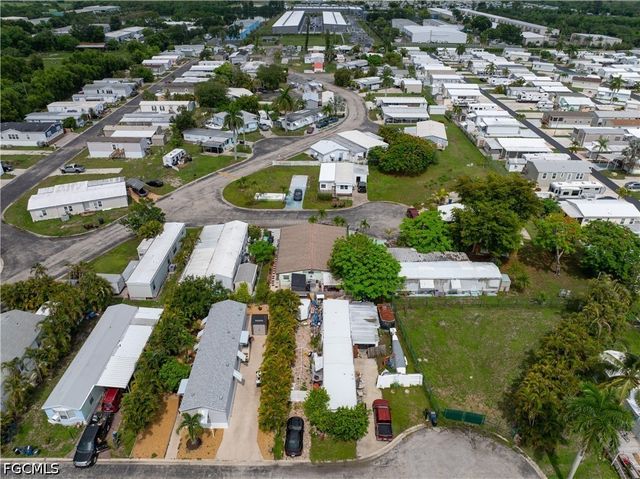 16200 Cathy CT, Fort Myers, FL 33908